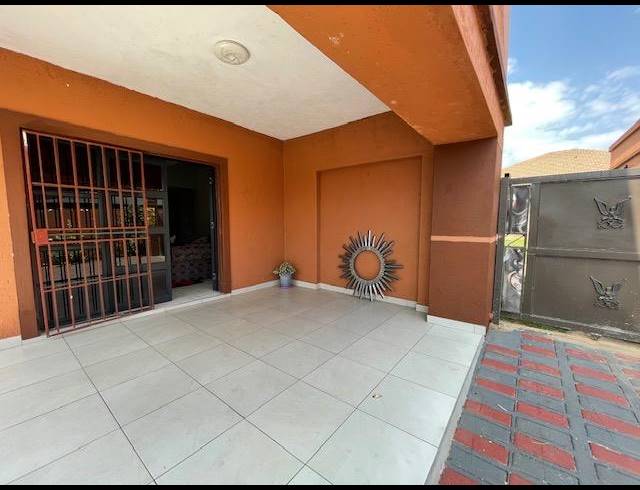 BUSINESS FOR SALE IN AERORAND